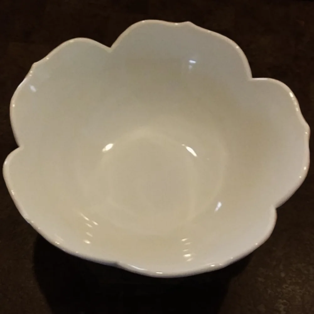 Large Lotus Serving Bowl White Pottery Big Flower Shaped Botanical Summer Dinner